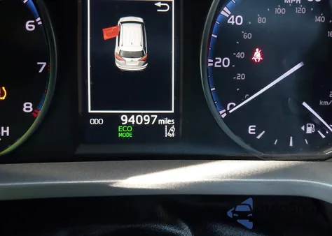 2018 Toyota Rav4 Le из США, поврежденный, VIN 2T3BFREV4JW831014